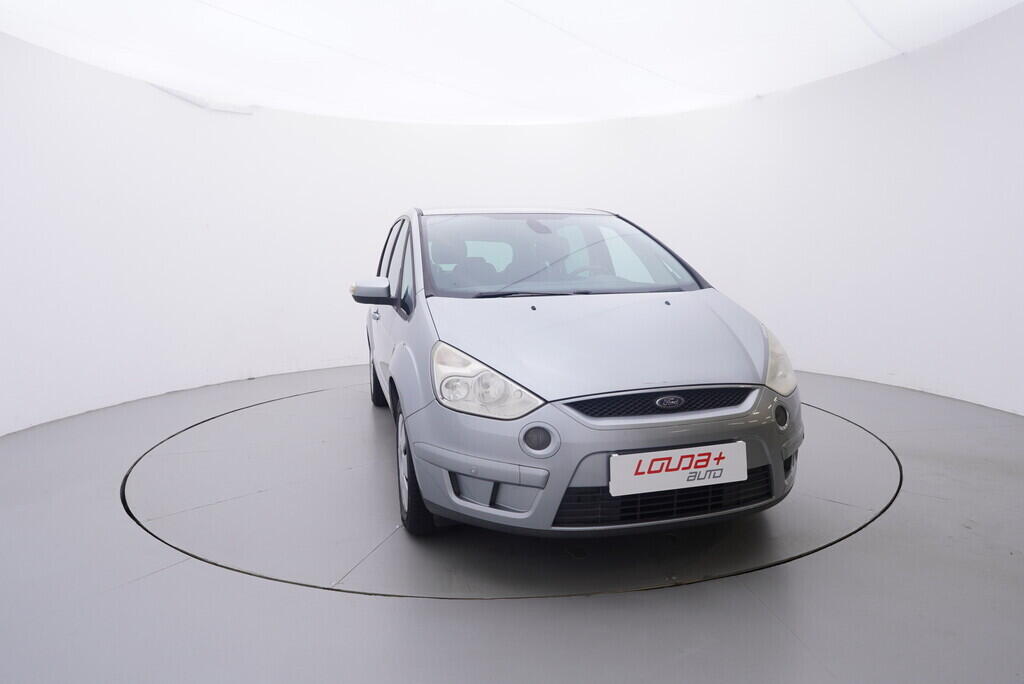 OV190V10411_17.webp_S-MAX Titanium 2.0  _ kW manuál