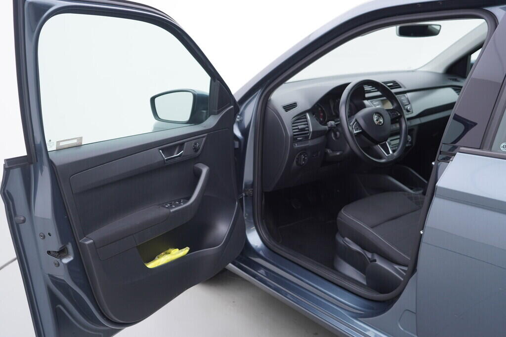 OV190V10412_18.webp_FABIA Style 1.0 TSI 70 kW manuál