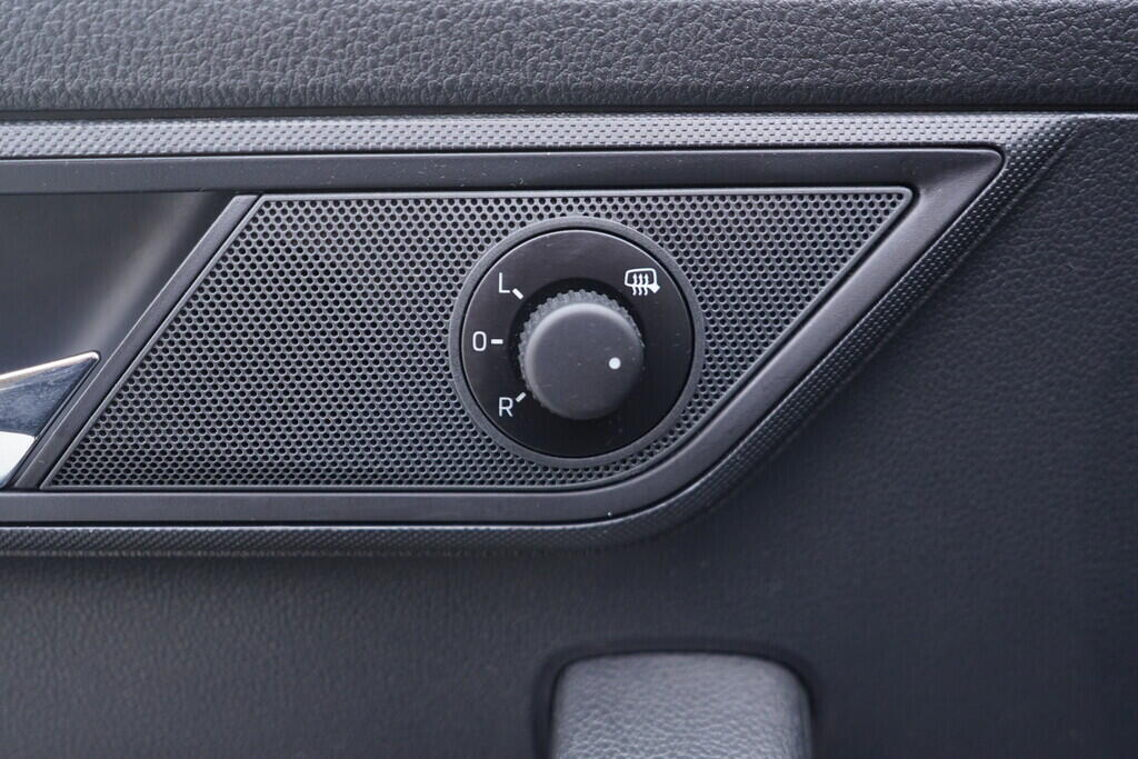 OV190V10412_21.webp_FABIA Style 1.0 TSI 70 kW manuál