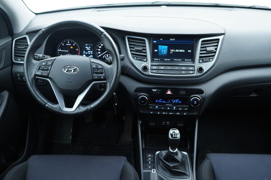 OV190V10417_25.webp_TUCSON Trikolor 1.7 CRDi 85 kW manuál