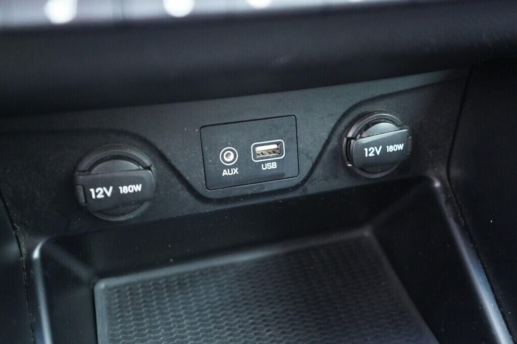 OV190V10417_31.webp_TUCSON Trikolor 1.7 CRDi 85 kW manuál