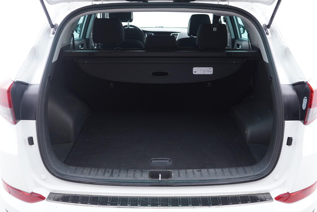 OV190V10417_36.webp_TUCSON Trikolor 1.7 CRDi 85 kW manuál