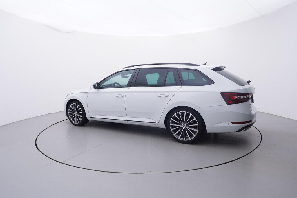 OV190V10426_12.webp_SUPERB SportLine 2.0 TDI 140 kW automat
