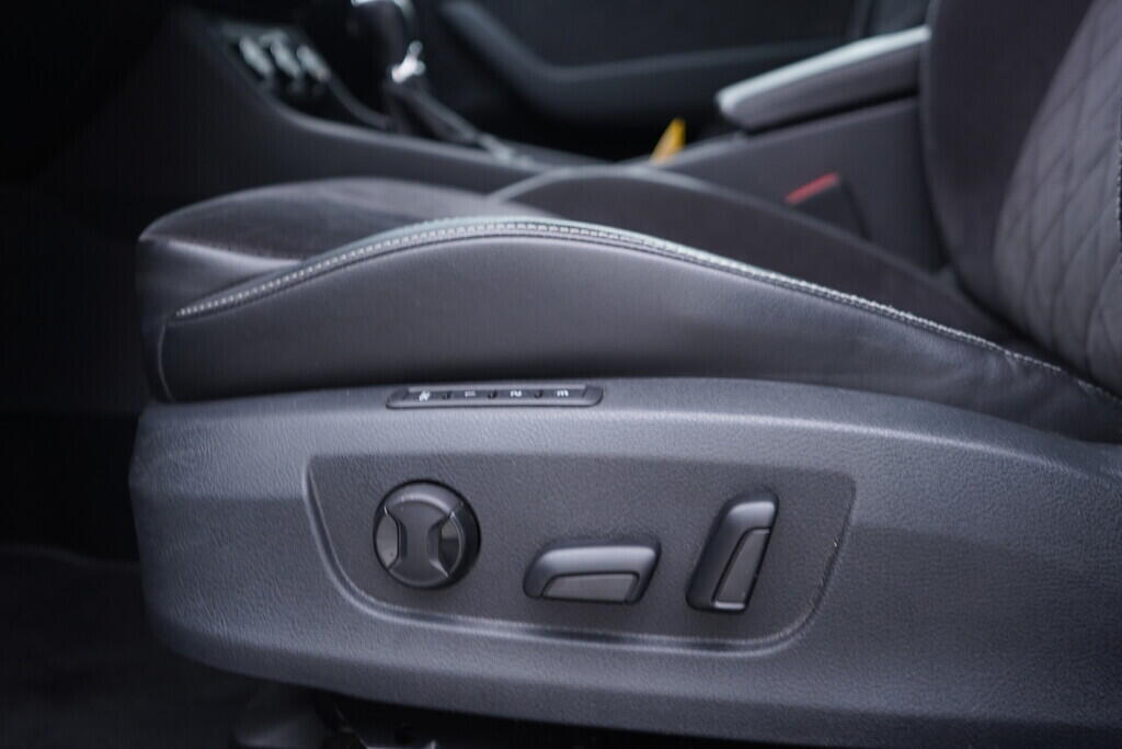 OV190V10426_21.webp_SUPERB SportLine 2.0 TDI 140 kW automat