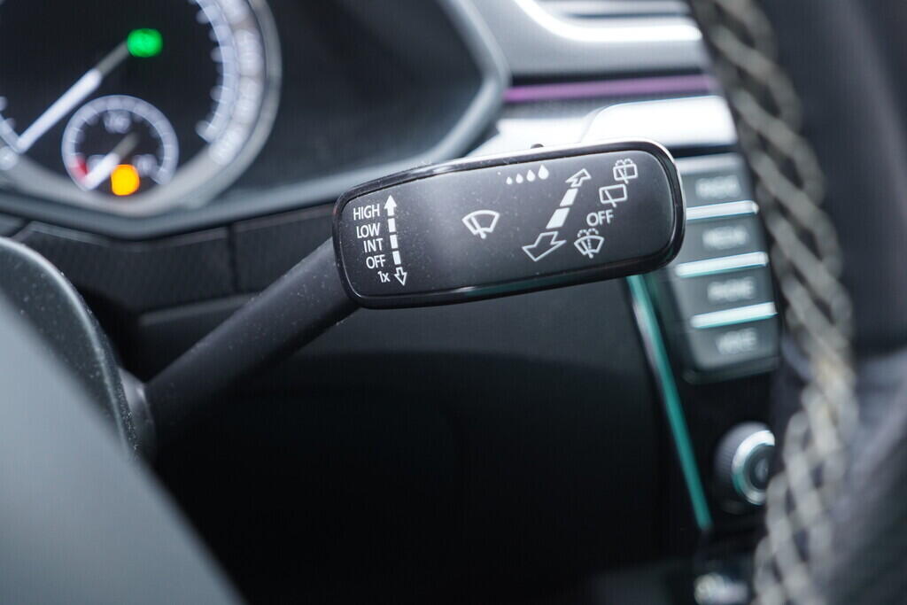 OV190V10426_25.webp_SUPERB SportLine 2.0 TDI 140 kW automat