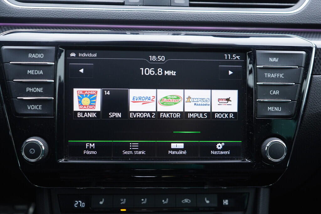 OV190V10426_32.webp_SUPERB SportLine 2.0 TDI 140 kW automat