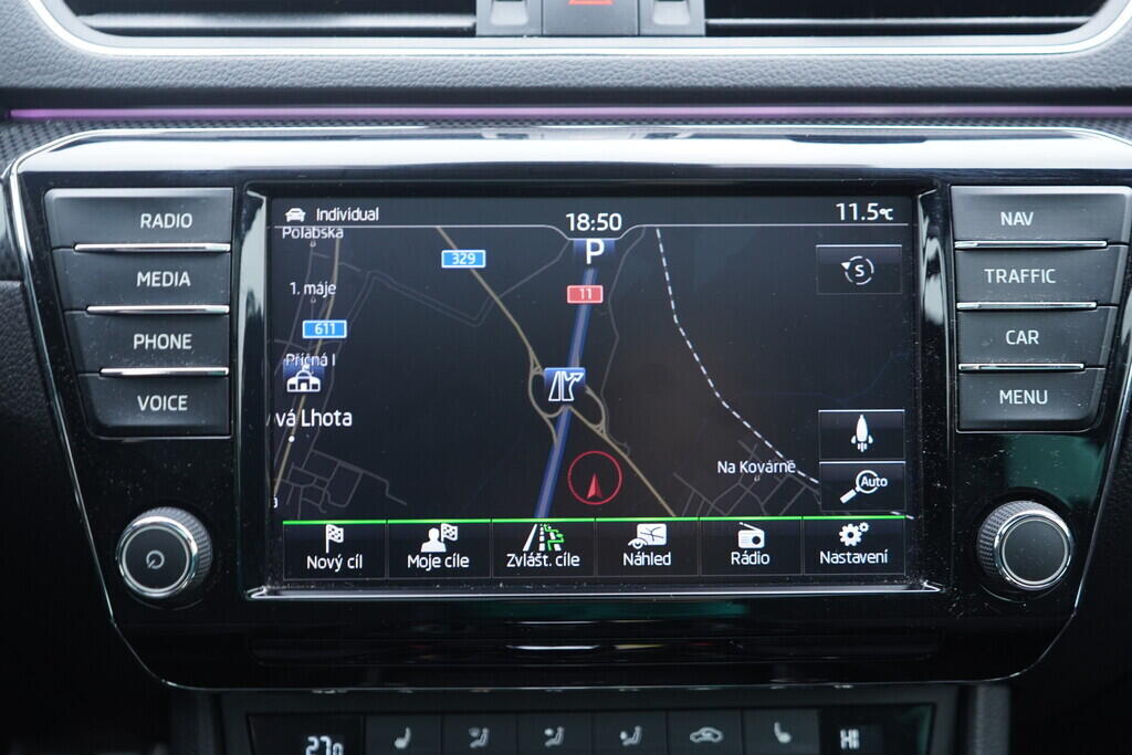 OV190V10426_33.webp_SUPERB SportLine 2.0 TDI 140 kW automat