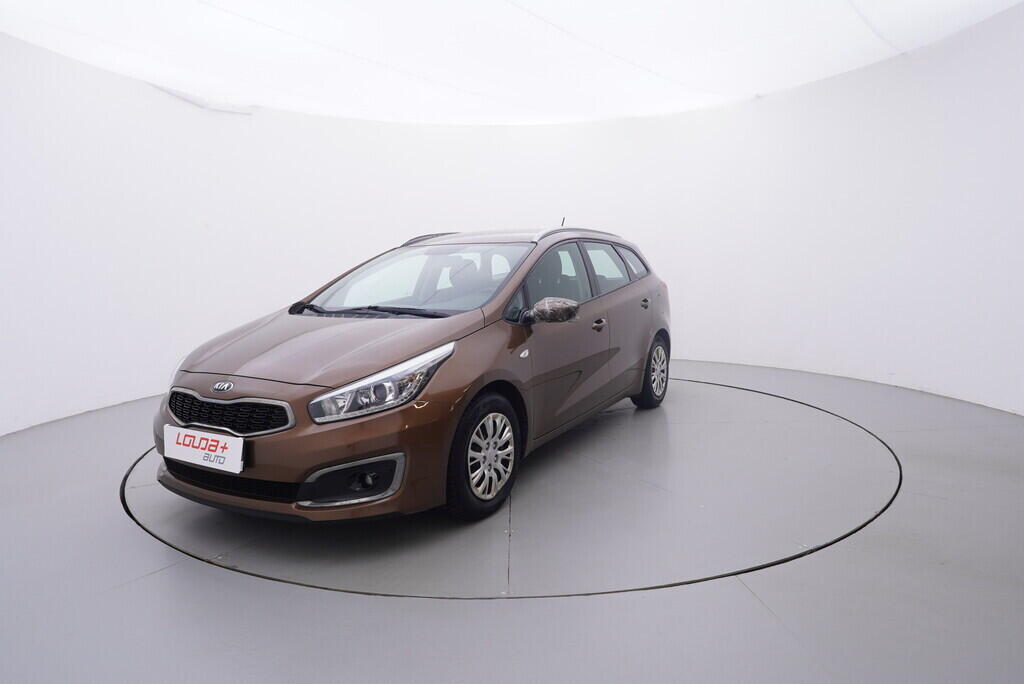 OV190V10427_10.webp_CEED  1.4 GDI 73 kW manuál