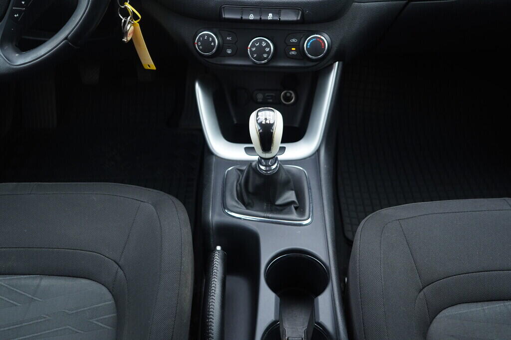 OV190V10427_29.webp_CEED  1.4 GDI 73 kW manuál