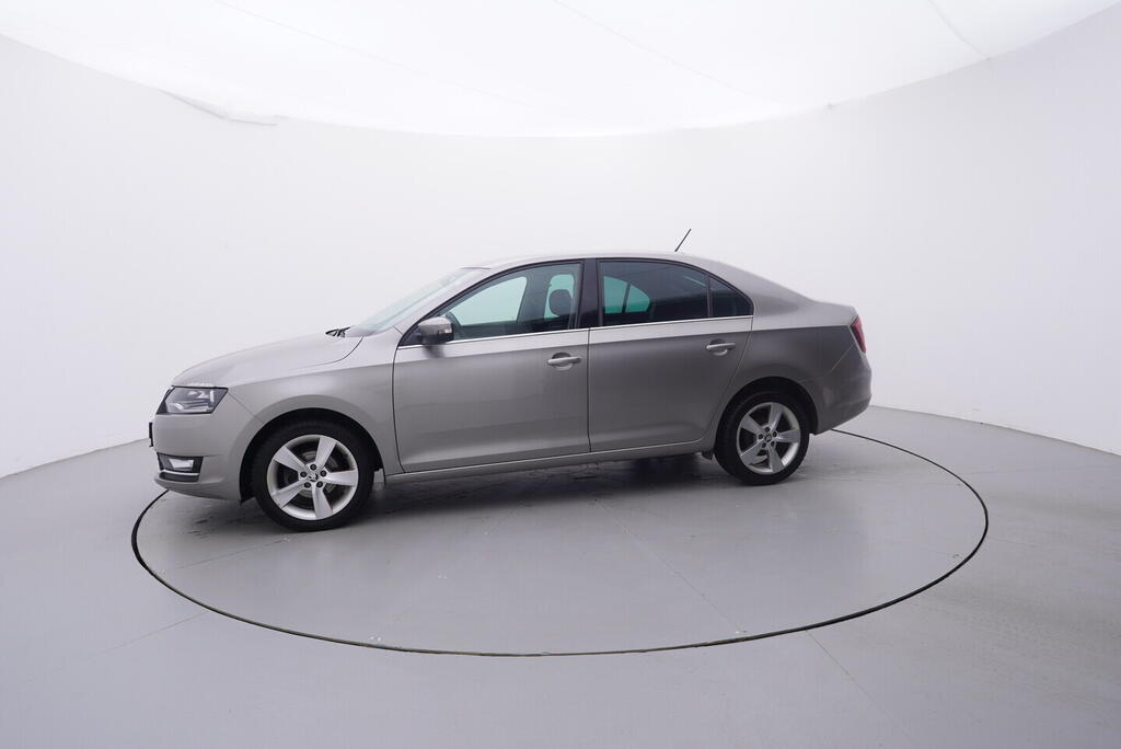 OV190V10428_11.webp_RAPID Style 1.0 TSI 70 kW manuál