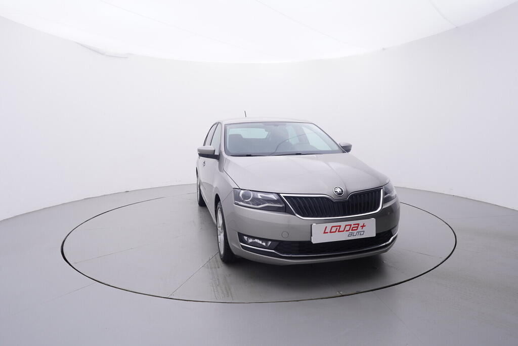 OV190V10428_17.webp_RAPID Style 1.0 TSI 70 kW manuál