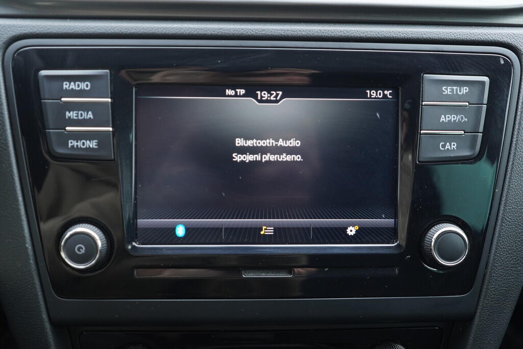 OV190V10428_31.webp_RAPID Style 1.0 TSI 70 kW manuál