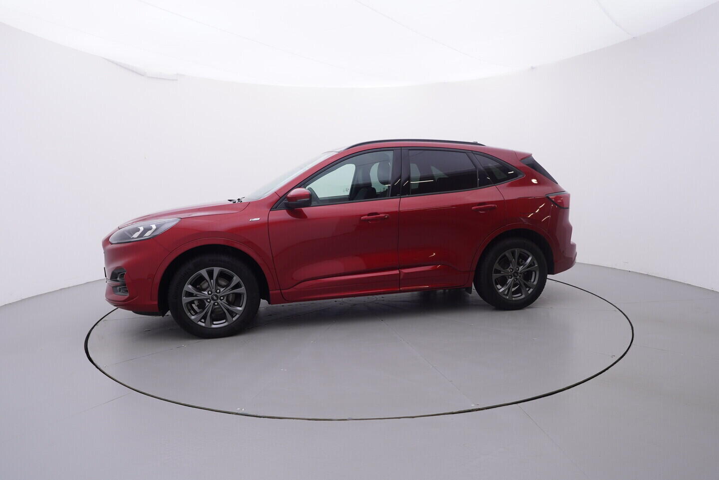 OV190V10429_11.webp_KUGA ST-line X 2.0 EcoBlue 140 kW automat