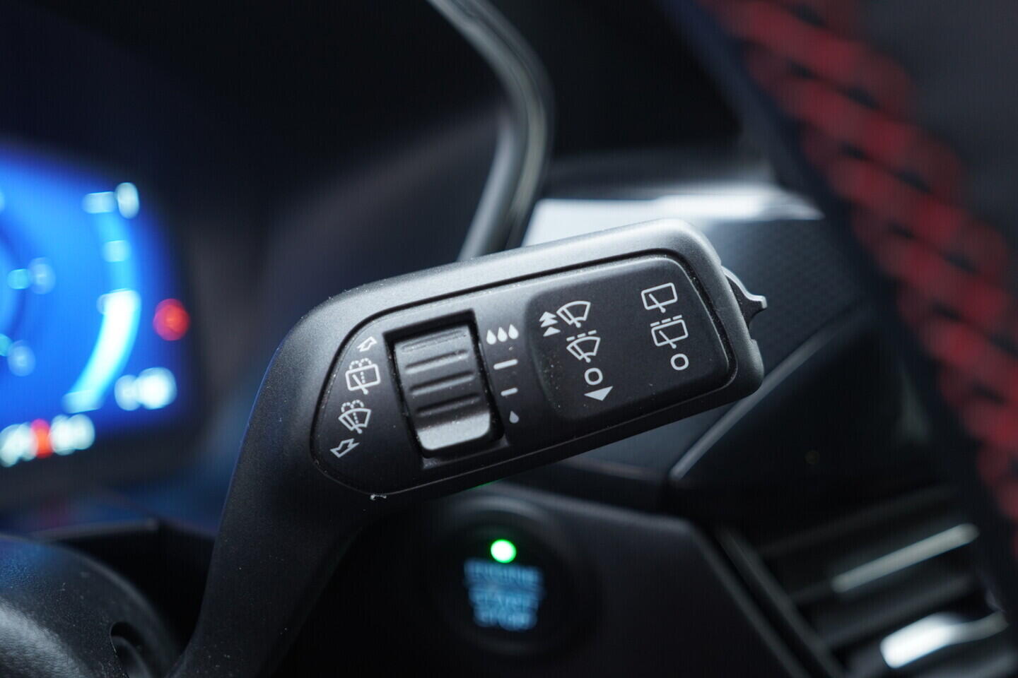 OV190V10429_25.webp_KUGA ST-line X 2.0 EcoBlue 140 kW automat