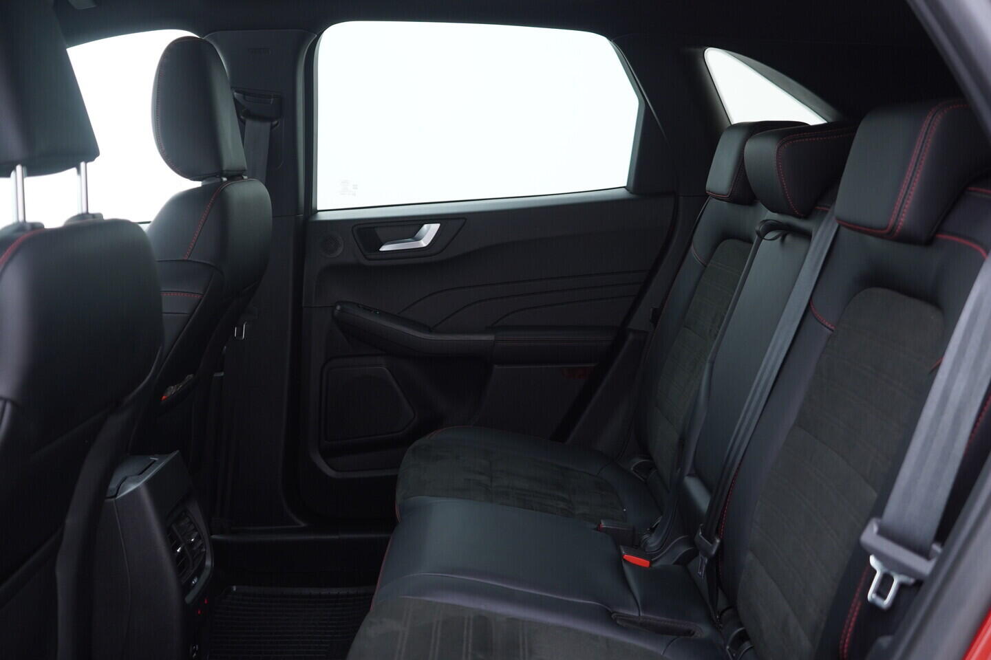 OV190V10429_37.webp_KUGA ST-line X 2.0 EcoBlue 140 kW automat