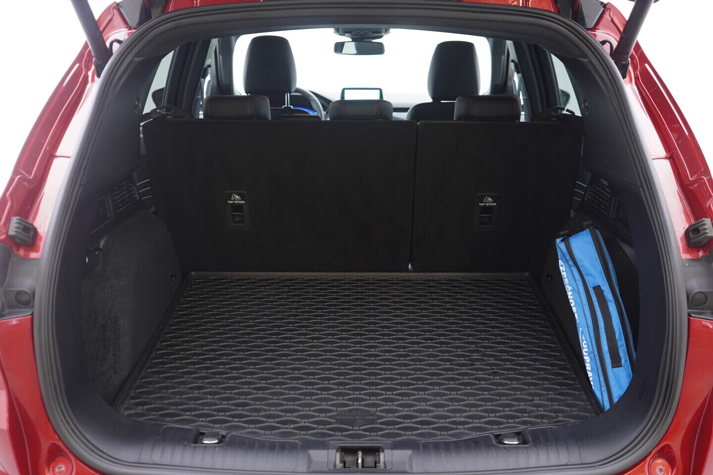 OV190V10429_39.webp_KUGA ST-line X 2.0 EcoBlue 140 kW automat