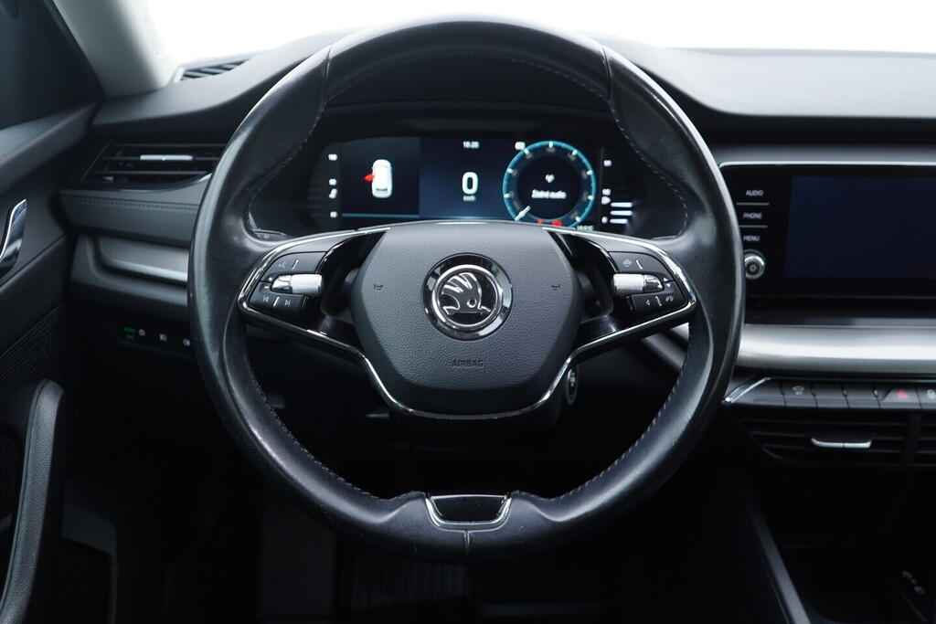 OV190V10433_26.webp_OCTAVIA Ambition 2.0 TDI 85 kW manuál, DPH