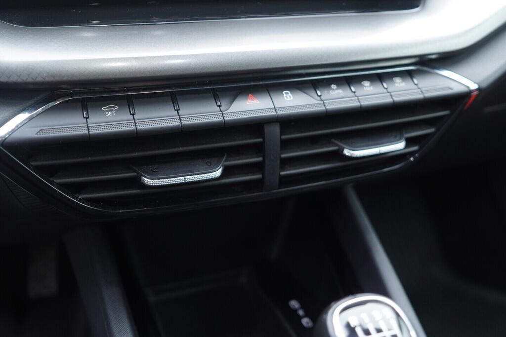 OV190V10433_31.webp_OCTAVIA Ambition 2.0 TDI 85 kW manuál, DPH