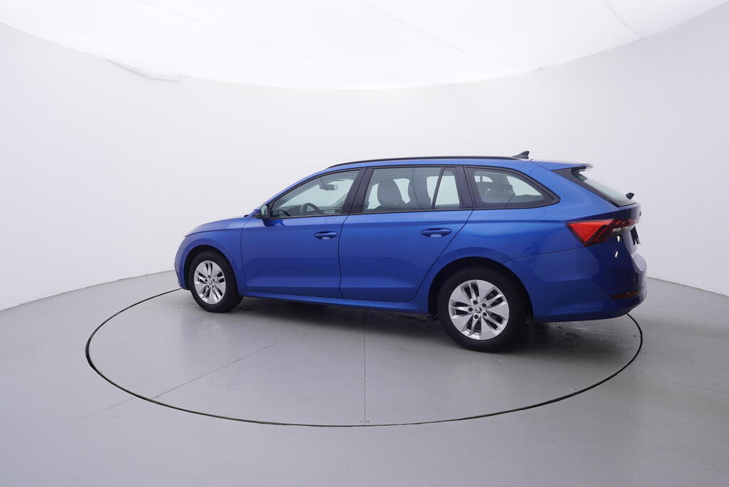 OV190V10434_12.webp_OCTAVIA Ambition 2.0 TDI 85 kW manuál, DPH