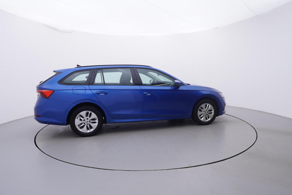 OV190V10434_15.webp_OCTAVIA Ambition 2.0 TDI 85 kW manuál, DPH