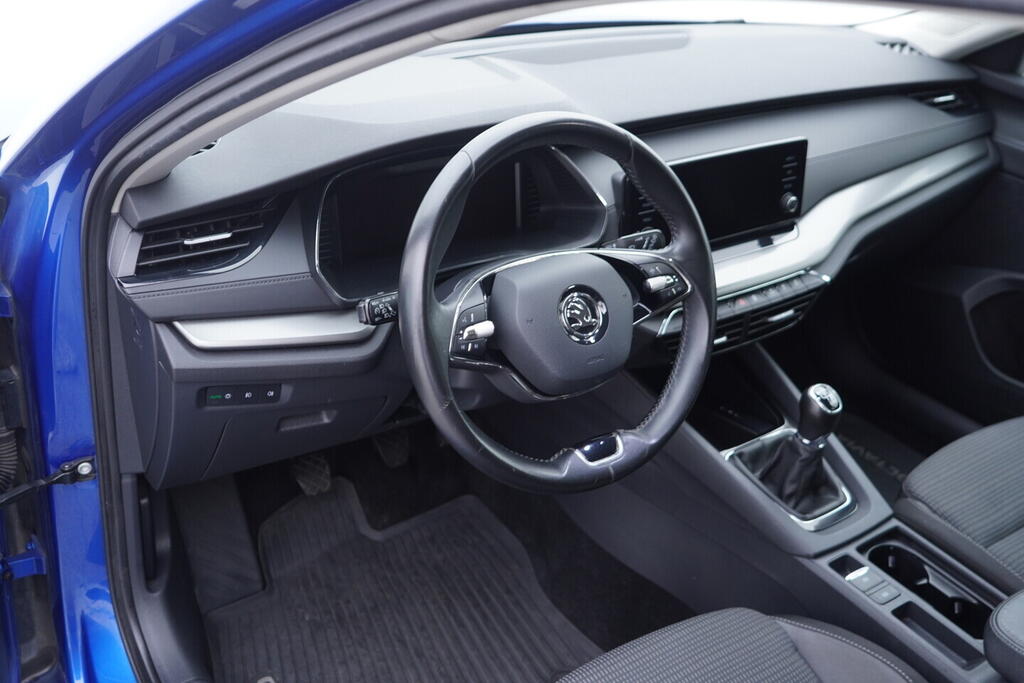 OV190V10434_21.webp_OCTAVIA Ambition 2.0 TDI 85 kW manuál, DPH