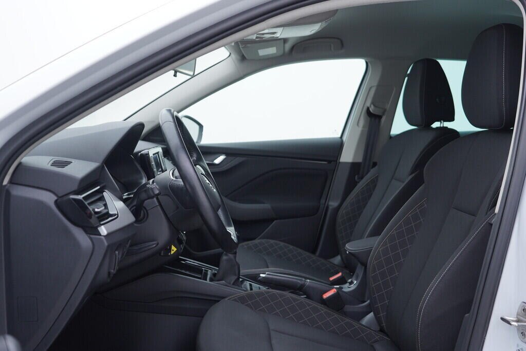 OV190V10436_22.webp_SCALA Ambition 1.0 TSI 81 kW manuál, DPH