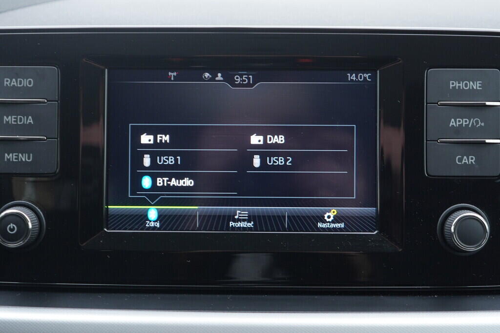 OV190V10438_29.webp_SCALA Ambition 1.0 TSI 81 kW manuál, DPH