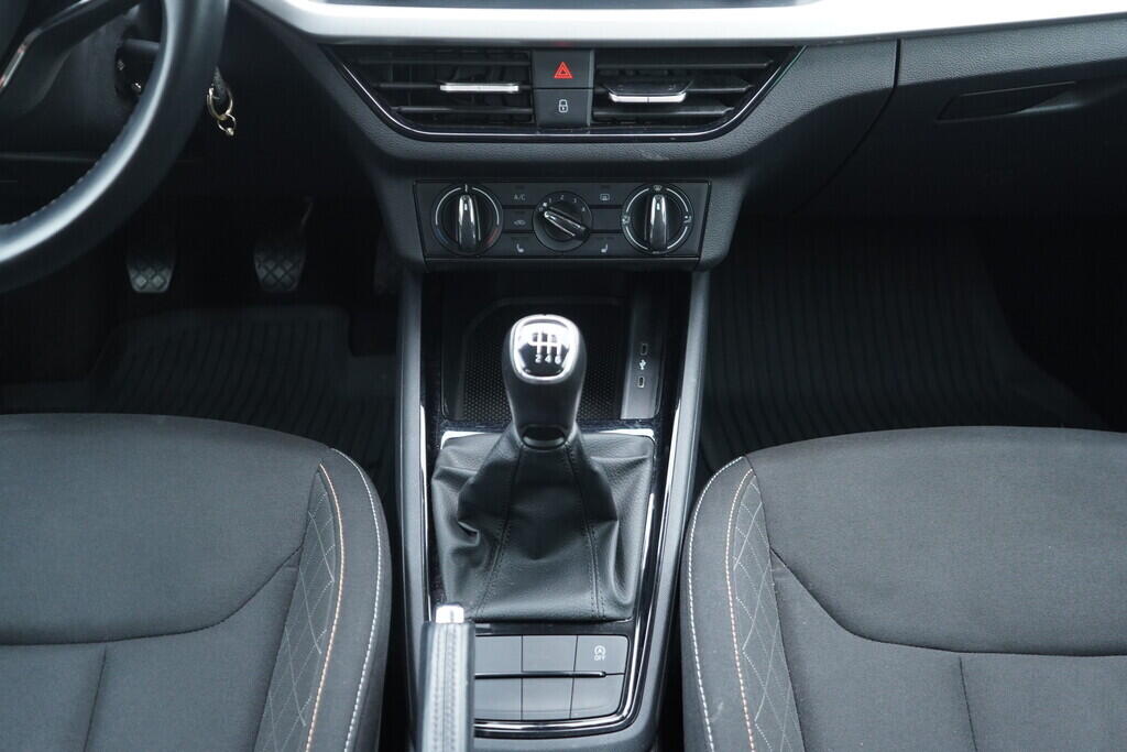 OV190V10441_31.webp_SCALA Ambition 1.0 TSI 81 kW manuál, DPH