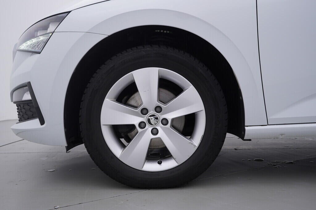 OV190V10441_36.webp_SCALA Ambition 1.0 TSI 81 kW manuál, DPH