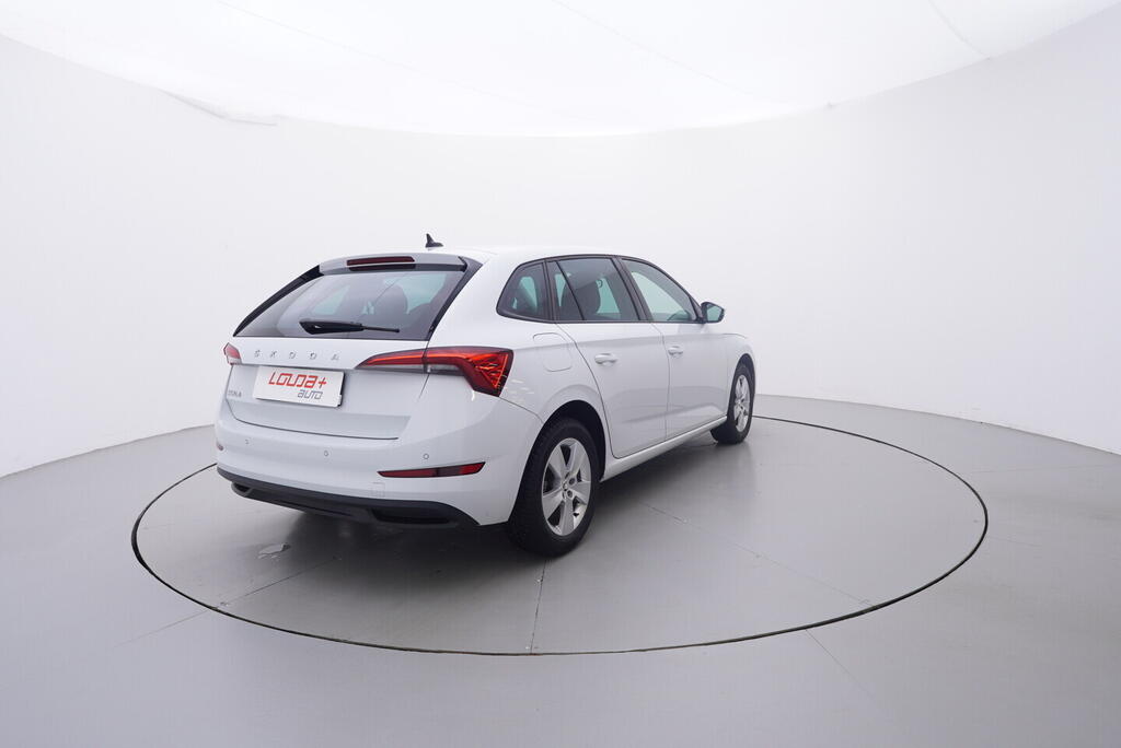 OV190V10443_14.webp_SCALA Ambition 1.0 TSI 81 kW manuál, DPH