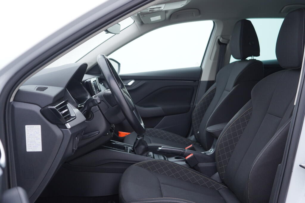 OV190V10443_22.webp_SCALA Ambition 1.0 TSI 81 kW manuál, DPH