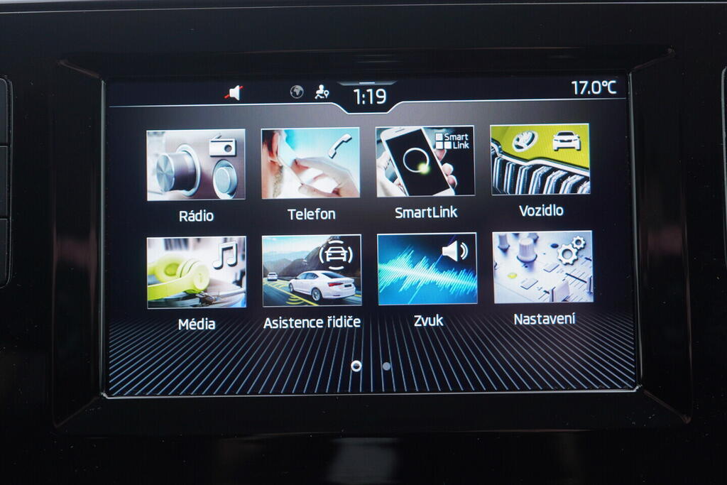 OV190V10443_27.webp_SCALA Ambition 1.0 TSI 81 kW manuál, DPH