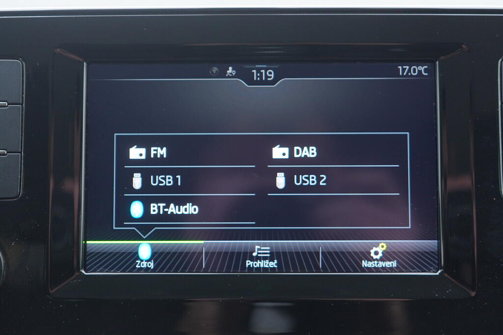 OV190V10443_29.webp_SCALA Ambition 1.0 TSI 81 kW manuál, DPH