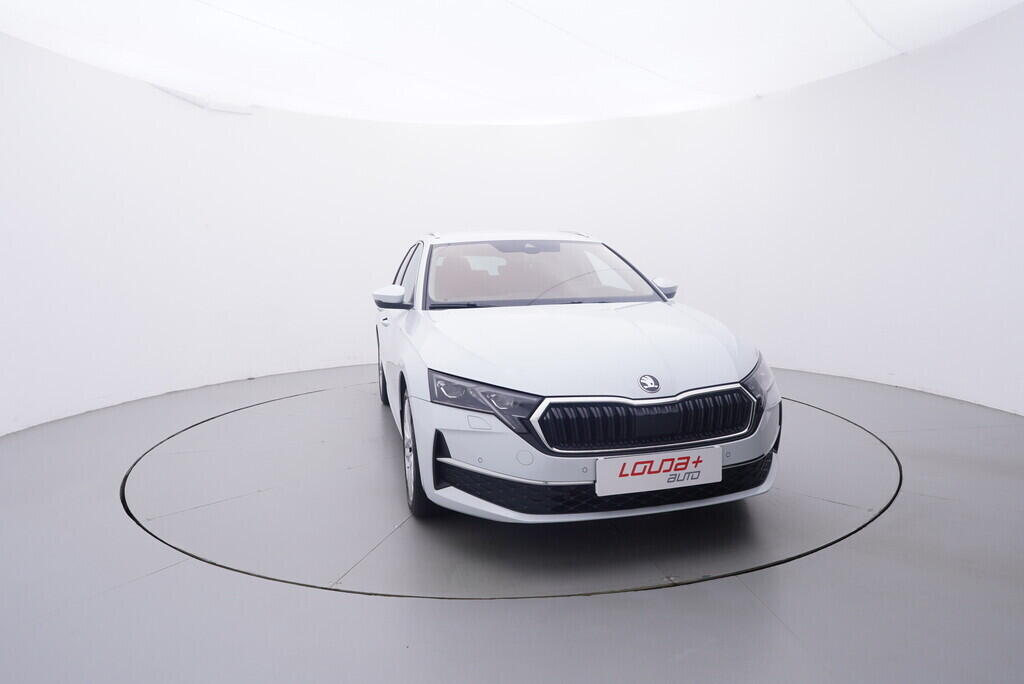 OV190V10444_17.webp_OCTAVIA Selection 2.0 TDI 110 kW automat, DPH