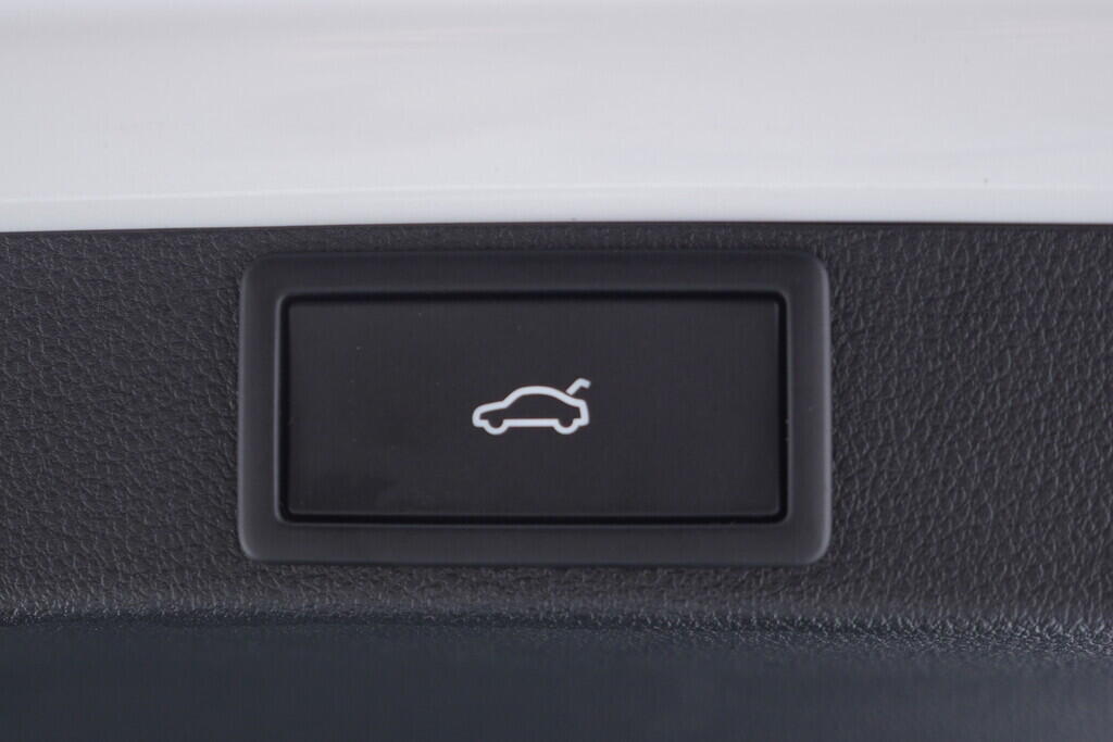 OV190V10444_40.webp_OCTAVIA Selection 2.0 TDI 110 kW automat, DPH