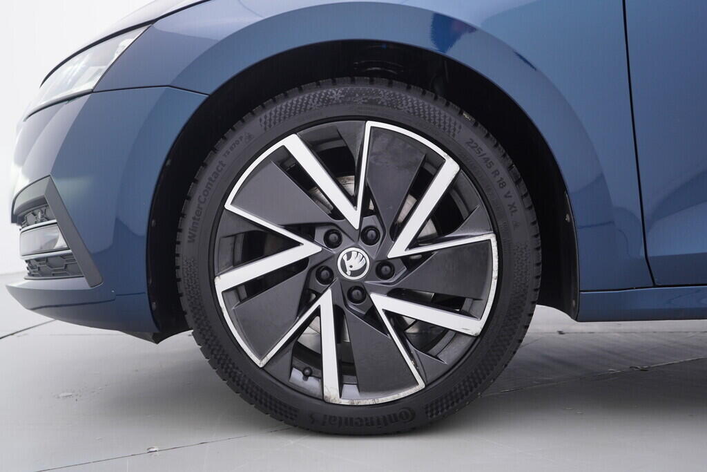 OV190V10454_41.webp_OCTAVIA Style Plus 2.0 TDI 110 kW automat