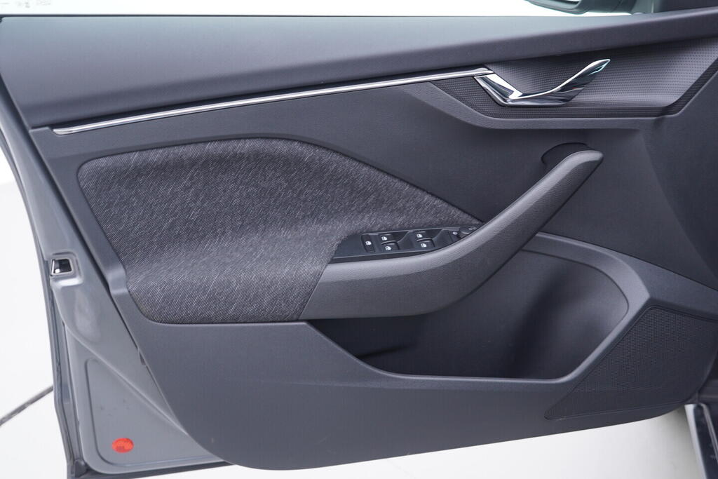 OV190V10457_19.webp_SCALA Style 1.0 TSI 81 kW automat, DPH