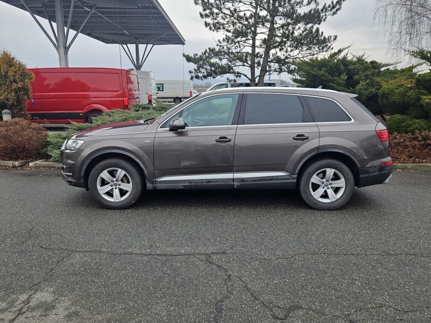 OV190V10458_12.webp_Q7 S-line 3.0 TDI 200 kW automat