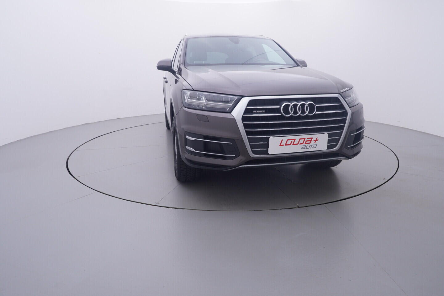 OV190V10458_17.webp_Q7 S-line 3.0 TDI 200 kW automat