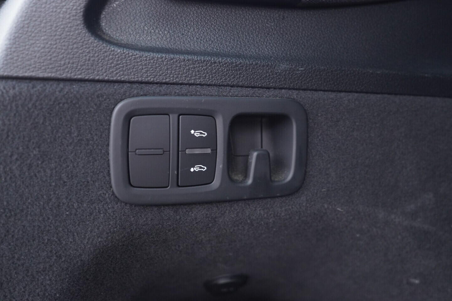 OV190V10458_44.webp_Q7 S-line 3.0 TDI 200 kW automat