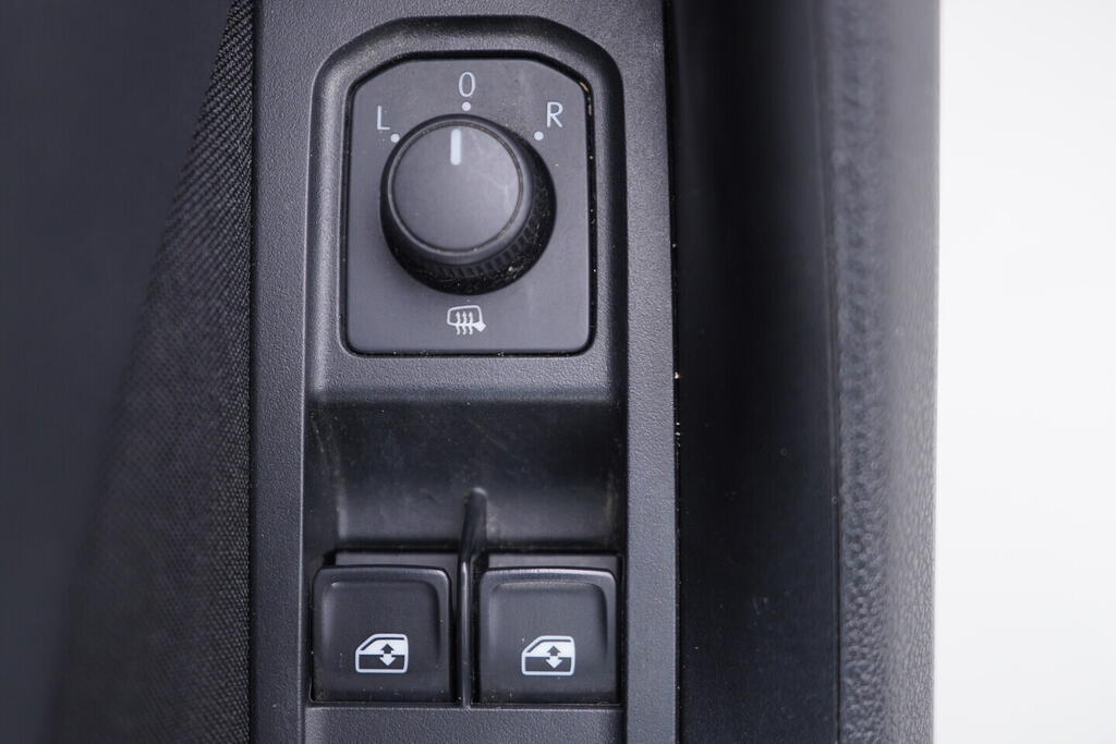 OV190V10459_20.webp_SCALA Ambition 1.0 TSI 70 kW manuál, DPH