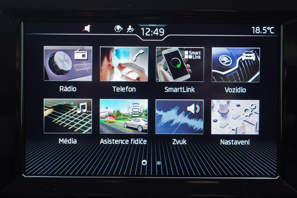 OV190V10459_27.webp_SCALA Ambition 1.0 TSI 70 kW manuál, DPH