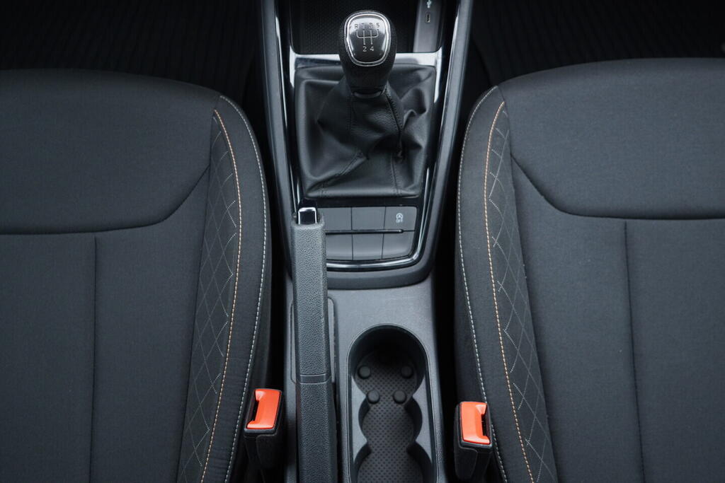 OV190V10459_31.webp_SCALA Ambition 1.0 TSI 70 kW manuál, DPH