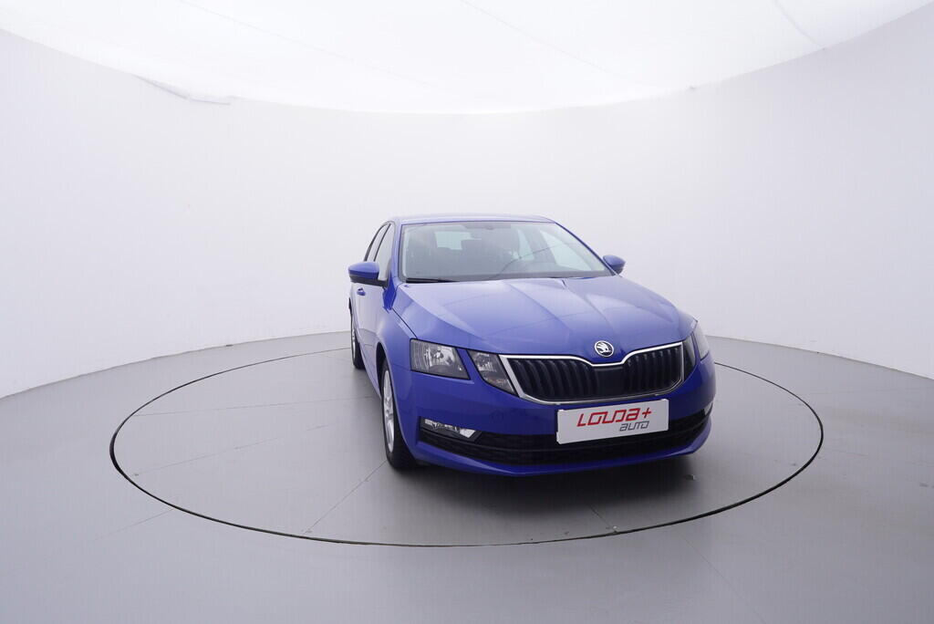 OV190V10461_17.webp_OCTAVIA Ambition Plus 2.0 TDI 110 kW automat, DPH