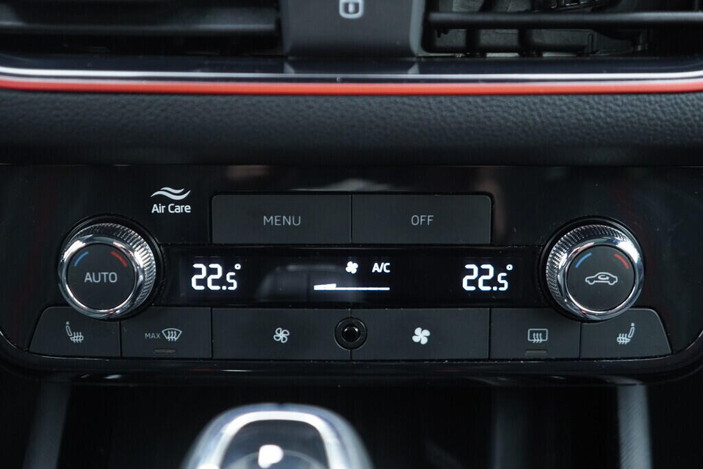 OV190V10462_33.webp_KAMIQ Monte Carlo 1.0 TSI 85 kW automat, DPH