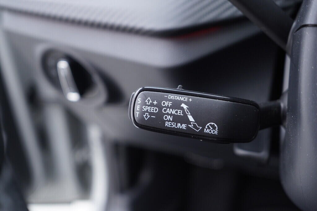 OV190V10463_25.webp_SCALA Monte Carlo 1.0 TSI 81 kW automat, DPH