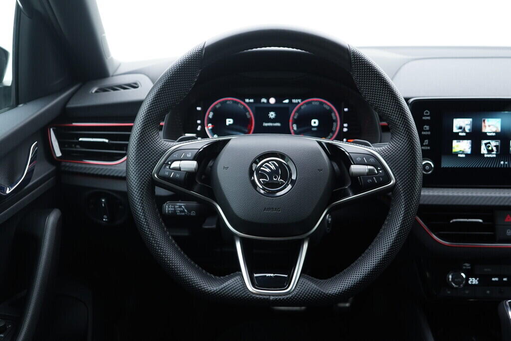 OV190V10463_28.webp_SCALA Monte Carlo 1.0 TSI 81 kW automat, DPH