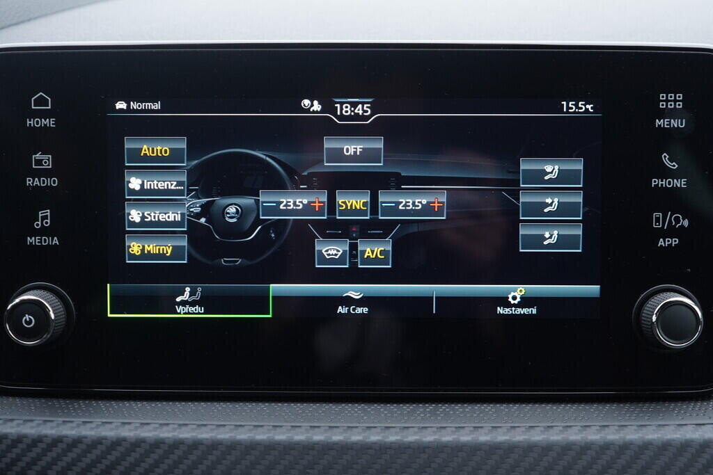 OV190V10463_32.webp_SCALA Monte Carlo 1.0 TSI 81 kW automat, DPH