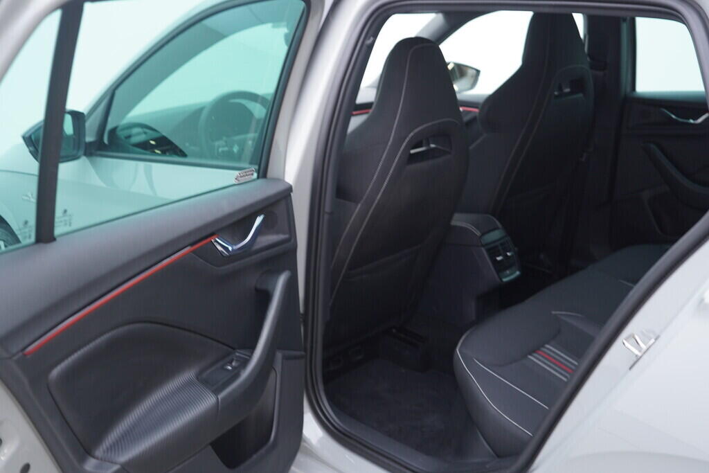 OV190V10463_36.webp_SCALA Monte Carlo 1.0 TSI 81 kW automat, DPH