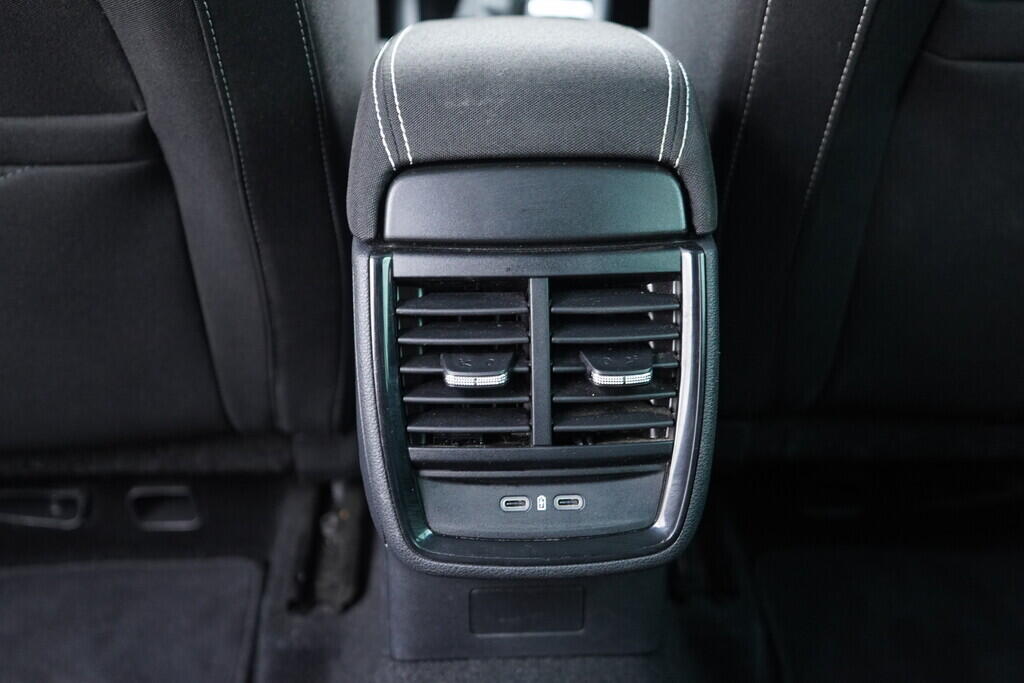 OV190V10463_37.webp_SCALA Monte Carlo 1.0 TSI 81 kW automat, DPH